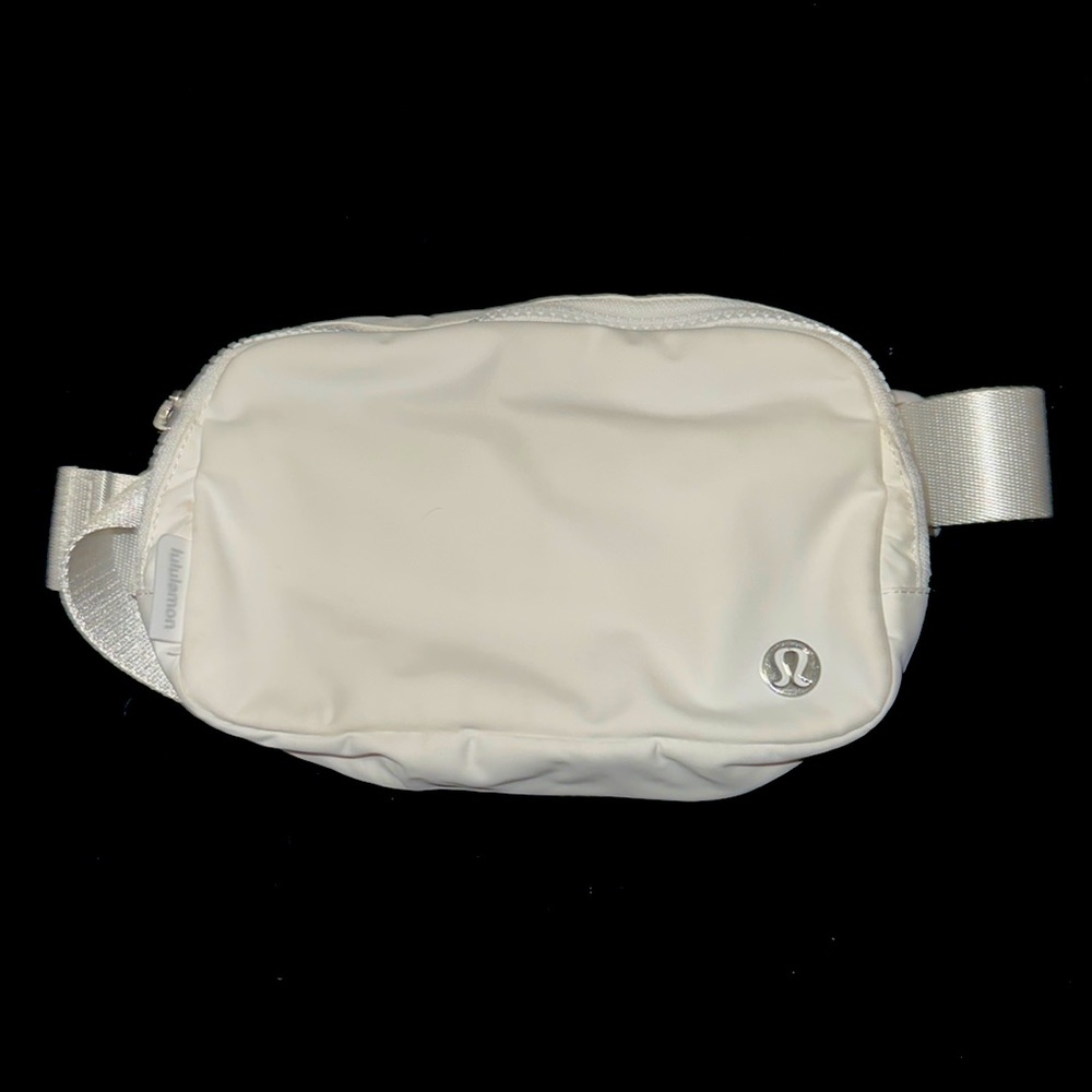 White Everywhere Crossbody lululemon bag. 1L - Sold Out